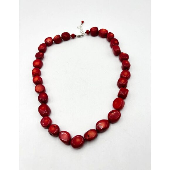 Red Coral Beaded Necklace With Silver Clasp & Extender - Picture 2 of 4